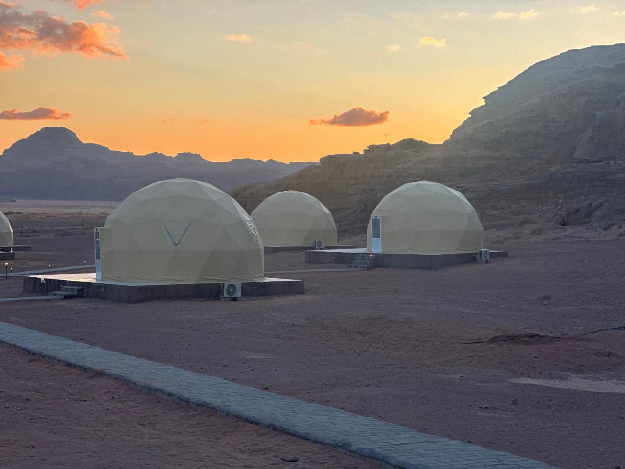 Hotel Star Magic Camp à Wadi Rum Extérieur photo